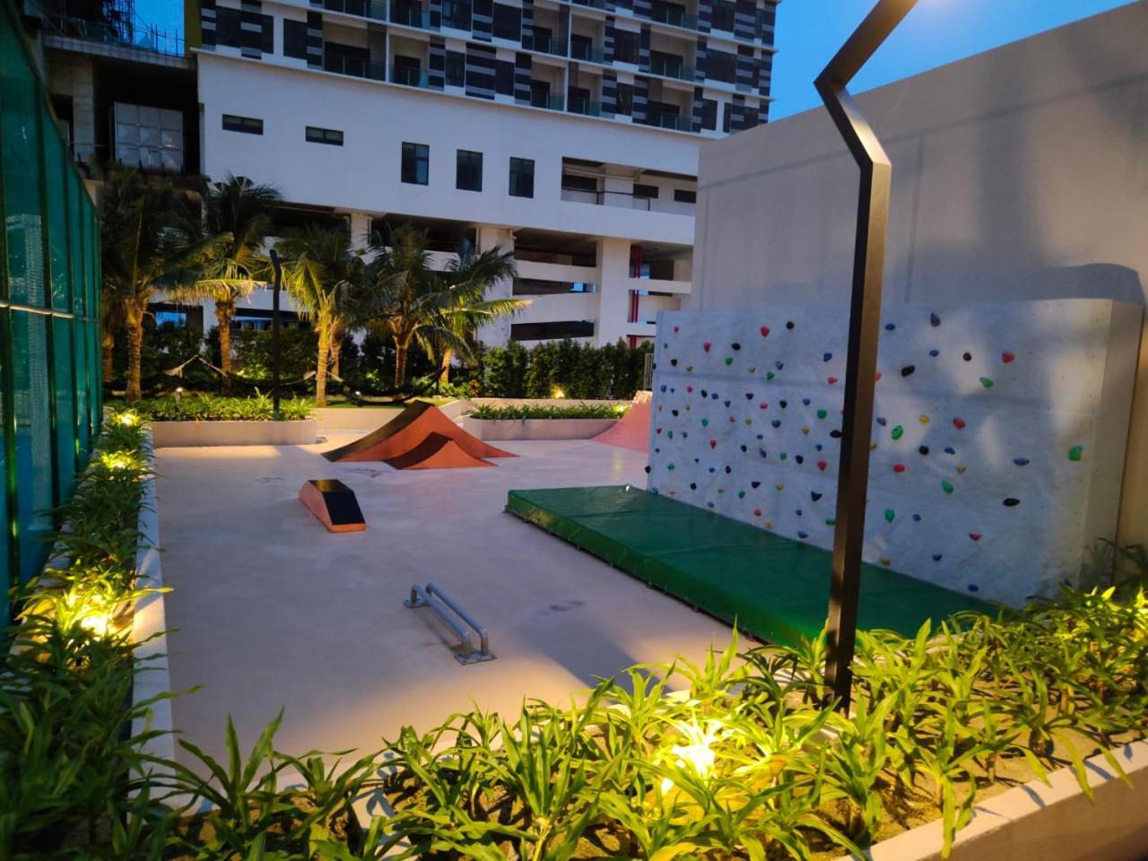 Baliresidence Seaview Waterpark 2-5pax 5minjonker Apartment *